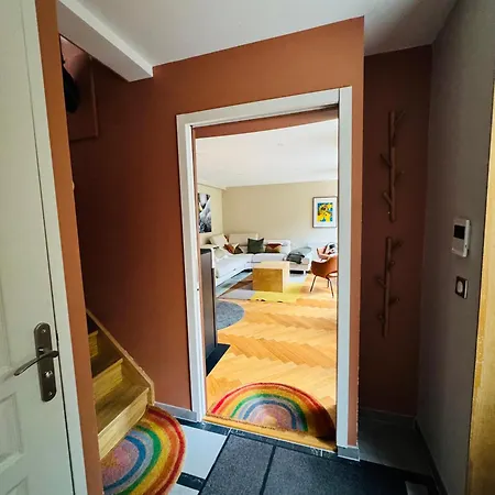 Apartment Le Capella, Magnifique Maison Au Calme Avec Garage Caen