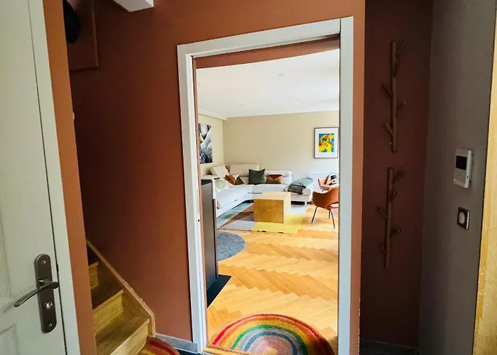 Apartment Le Capella, Magnifique Maison Au Calme Avec Garage Caen